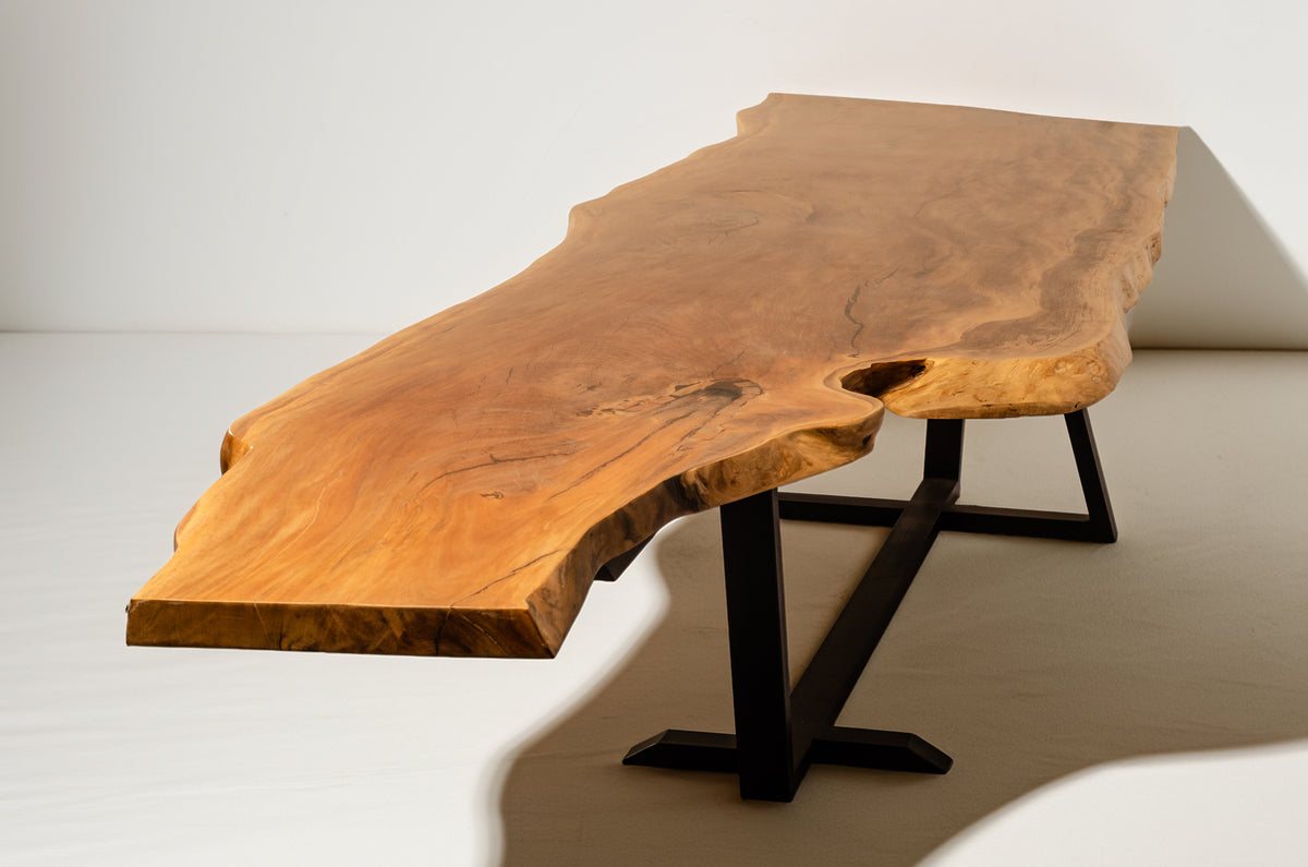 Matumi single-trunk dining table, handcrafted by NAKA Furniture in Paarl (2 of 7)