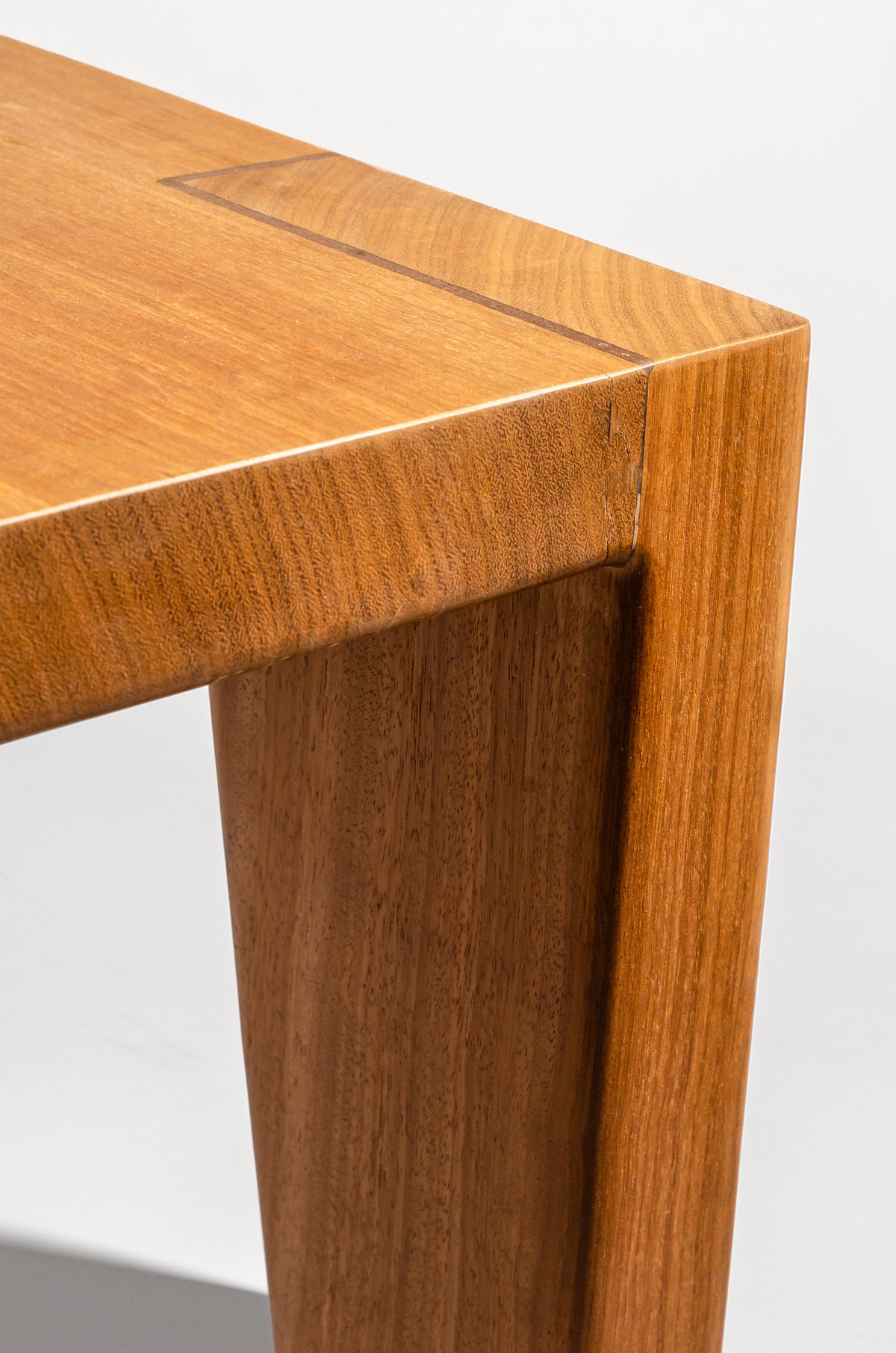 Solid Iroko dining table, handcrafted by NAKA Furniture in Paarl (2 of 6)