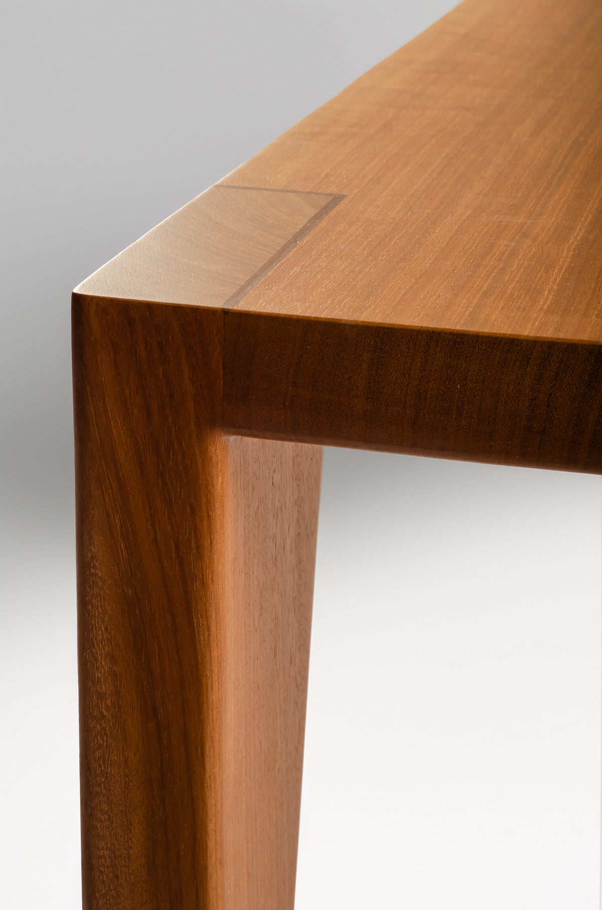 Solid Iroko dining table, handcrafted by NAKA Furniture in Paarl (3 of 6)