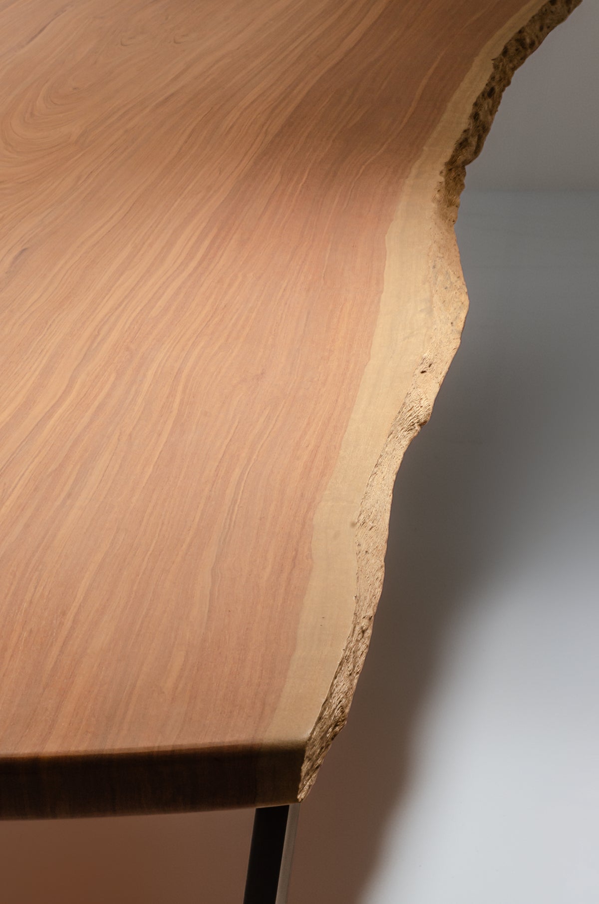 African Rosewood single-trunk dining table, handcrafted by NAKA Furniture in Paarl (8 of 9)
