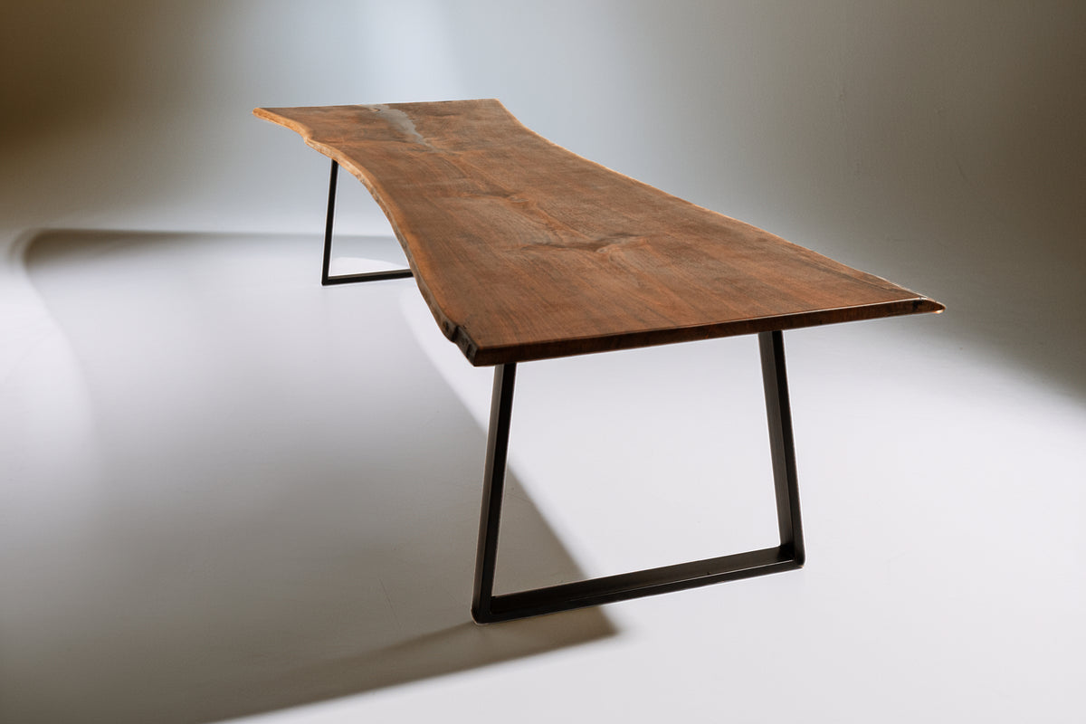 African Walnut single-trunk live-edge dining table, handcrafted by NAKA Furniture in Paarl (8 of 8)